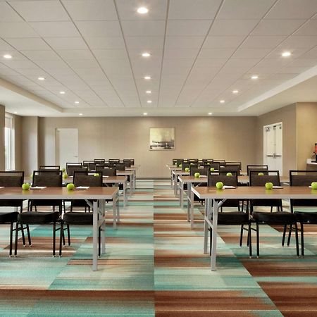 Home2 Suites By Hilton Brandon Tampa Екстериор снимка