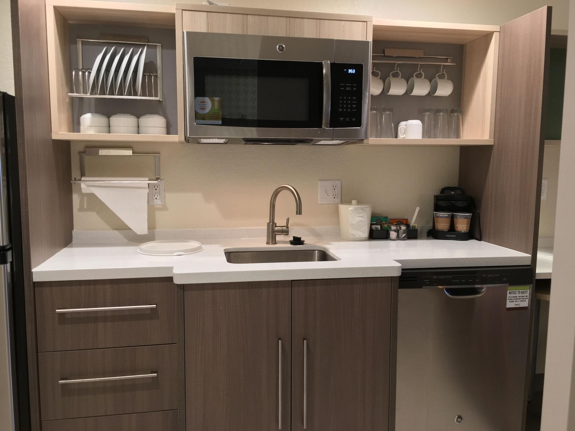 Home2 Suites By Hilton Brandon Tampa Екстериор снимка