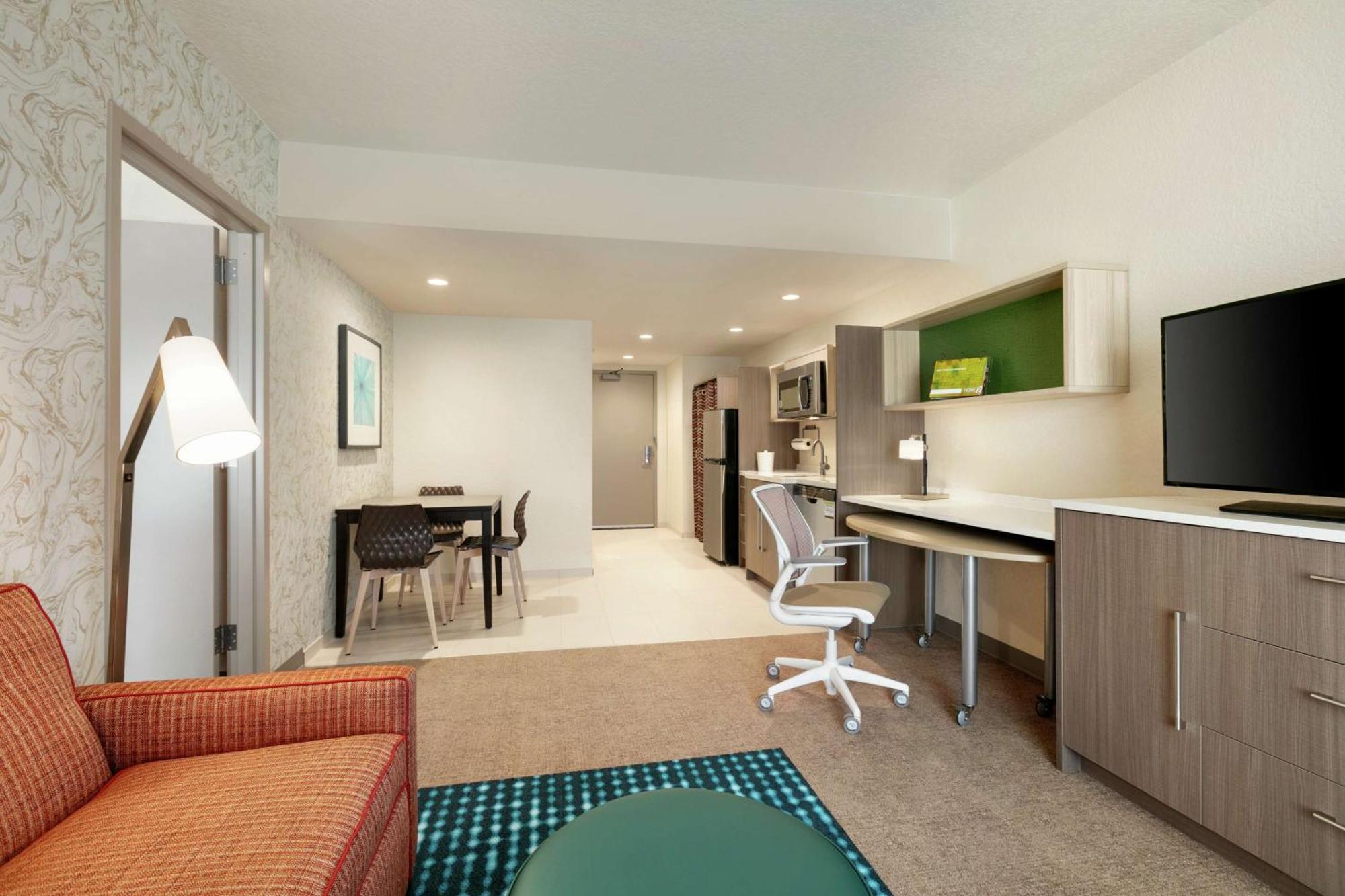 Home2 Suites By Hilton Brandon Tampa Екстериор снимка