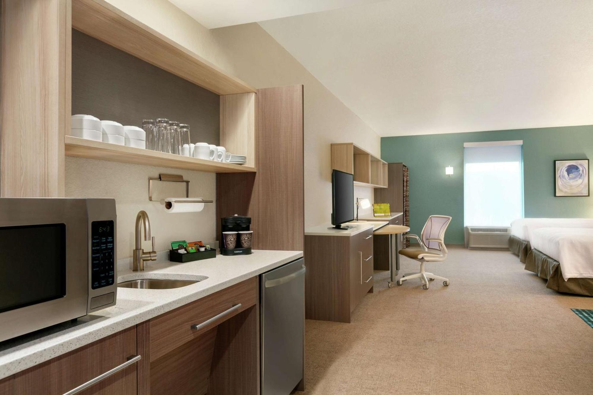 Home2 Suites By Hilton Brandon Tampa Екстериор снимка
